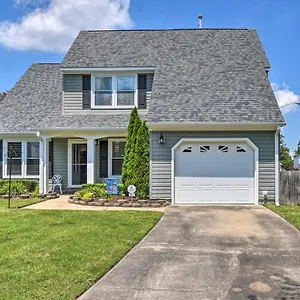Virginia Family House Less Than 1 Mi To Golf Club! Virginia Beach